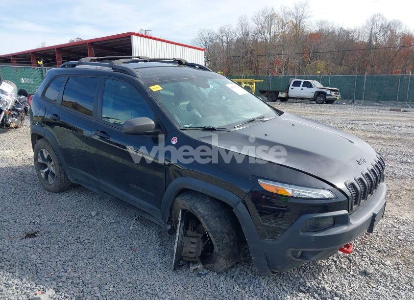 2017 Jeep Cherokee TRAILHAWK L PLUS 4X4 (VIN 1C4PJMBSXHW591223) main photo
