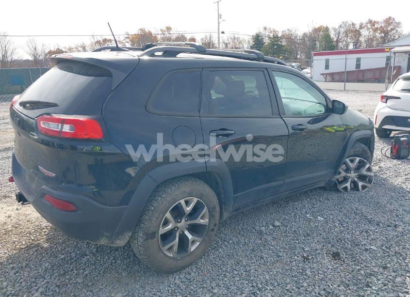 Photo 4 of 2017 Jeep Cherokee TRAILHAWK L PLUS 4X4 (VIN 1C4PJMBSXHW591223)