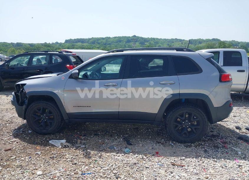 Photo 15 of 2017 Jeep Cherokee TRAILHAWK L PLUS 4X4 (VIN 1C4PJMBSXHW601720)