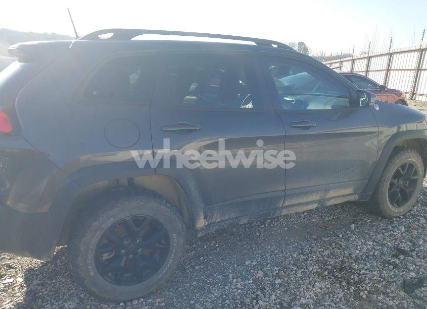 Photo 6 of 2017 Jeep Cherokee TRAILHAWK L PLUS 4X4 (VIN 1C4PJMBSXHW615066)