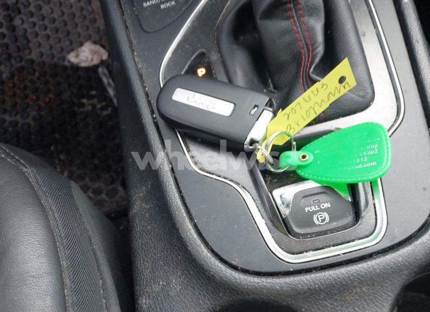 Photo 11 of 2019 Jeep Cherokee TRAILHAWK ELITE 4X4 (VIN 1C4PJMBX0KD315275)