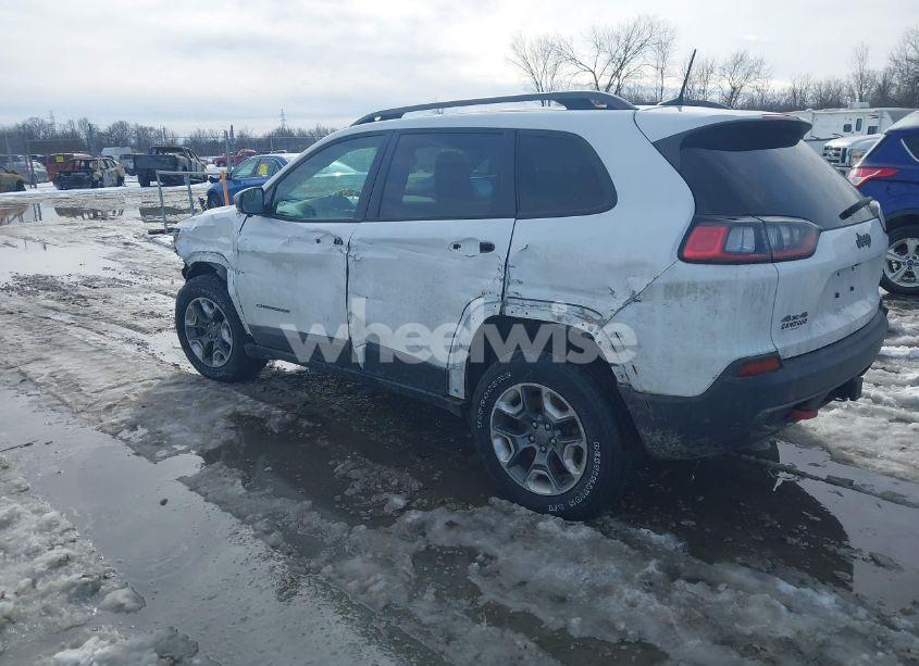 Photo 3 of 2019 Jeep Cherokee TRAILHAWK ELITE 4X4 (VIN 1C4PJMBX0KD315275)