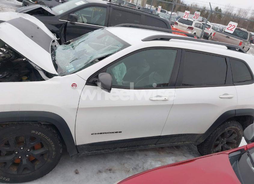 Photo 14 of 2019 Jeep Cherokee TRAILHAWK 4X4 (VIN 1C4PJMBX0KD362287)