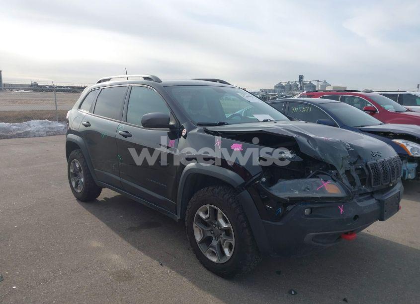 2019 Jeep Cherokee TRAILHAWK 4X4 (VIN 1C4PJMBX0KD395421) main photo