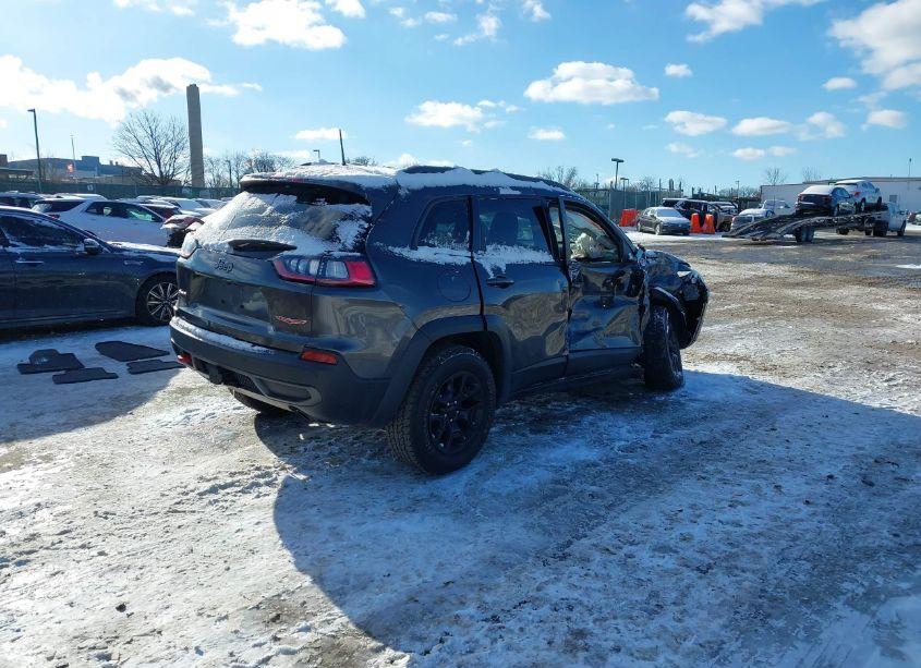 Photo 4 of 2020 Jeep Cherokee TRAILHAWK 4X4 (VIN 1C4PJMBX0LD518409)