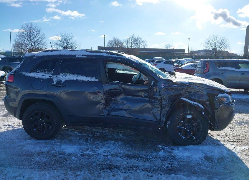 Photo 6 of 2020 Jeep Cherokee TRAILHAWK 4X4 (VIN 1C4PJMBX0LD518409)