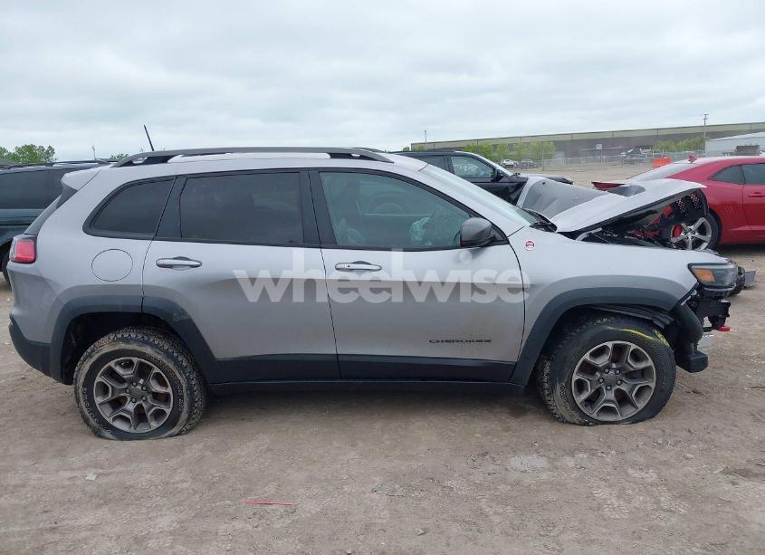 Photo 14 of 2020 Jeep Cherokee TRAILHAWK 4X4 (VIN 1C4PJMBX0LD588251)