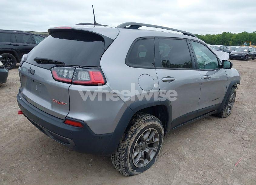 Photo 4 of 2020 Jeep Cherokee TRAILHAWK 4X4 (VIN 1C4PJMBX0LD588251)