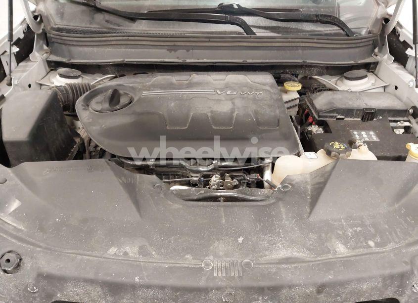 Photo 10 of 2020 Jeep Cherokee TRAILHAWK 4X4 (VIN 1C4PJMBX1LD636503)