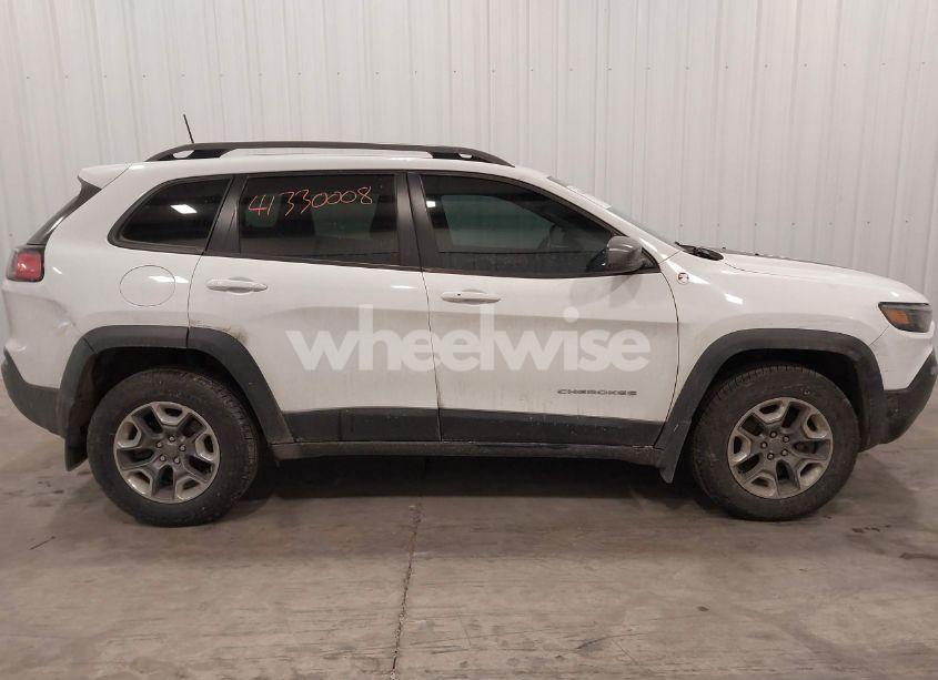 Photo 13 of 2020 Jeep Cherokee TRAILHAWK 4X4 (VIN 1C4PJMBX1LD636503)