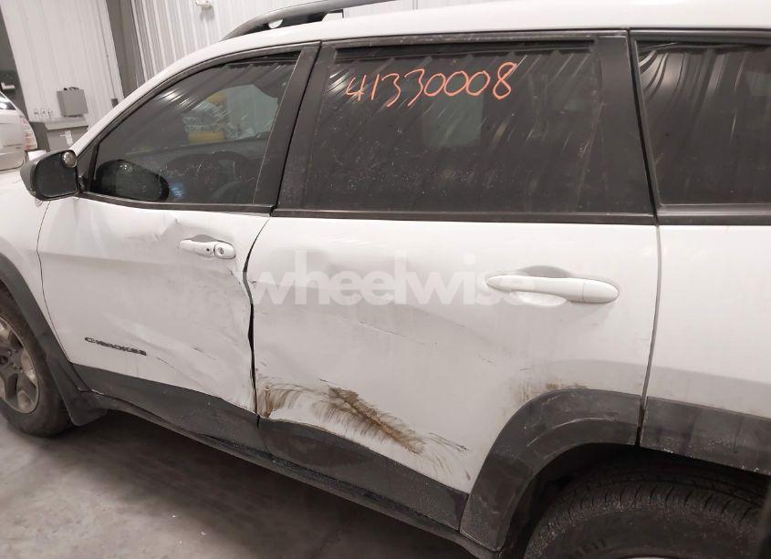 Photo 14 of 2020 Jeep Cherokee TRAILHAWK 4X4 (VIN 1C4PJMBX1LD636503)