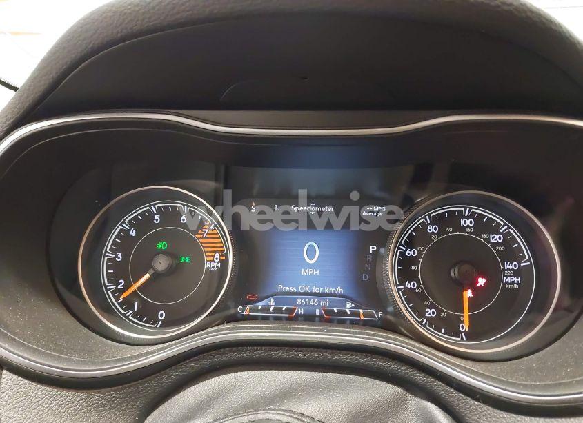 Photo 7 of 2020 Jeep Cherokee TRAILHAWK 4X4 (VIN 1C4PJMBX1LD636503)