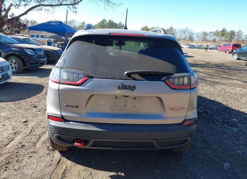 Photo 16 of 2021 Jeep Cherokee TRAILHAWK 4X4 (VIN 1C4PJMBX1MD252867)
