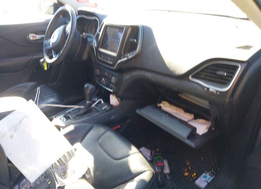 Photo 5 of 2021 Jeep Cherokee TRAILHAWK 4X4 (VIN 1C4PJMBX1MD252867)