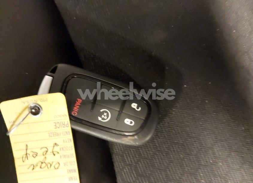 Photo 11 of 2021 Jeep Cherokee TRAILHAWK 4X4 (VIN 1C4PJMBX2MD236855)