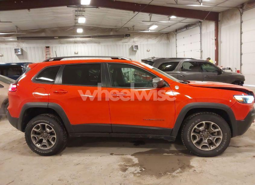 Photo 13 of 2021 Jeep Cherokee TRAILHAWK 4X4 (VIN 1C4PJMBX2MD236855)