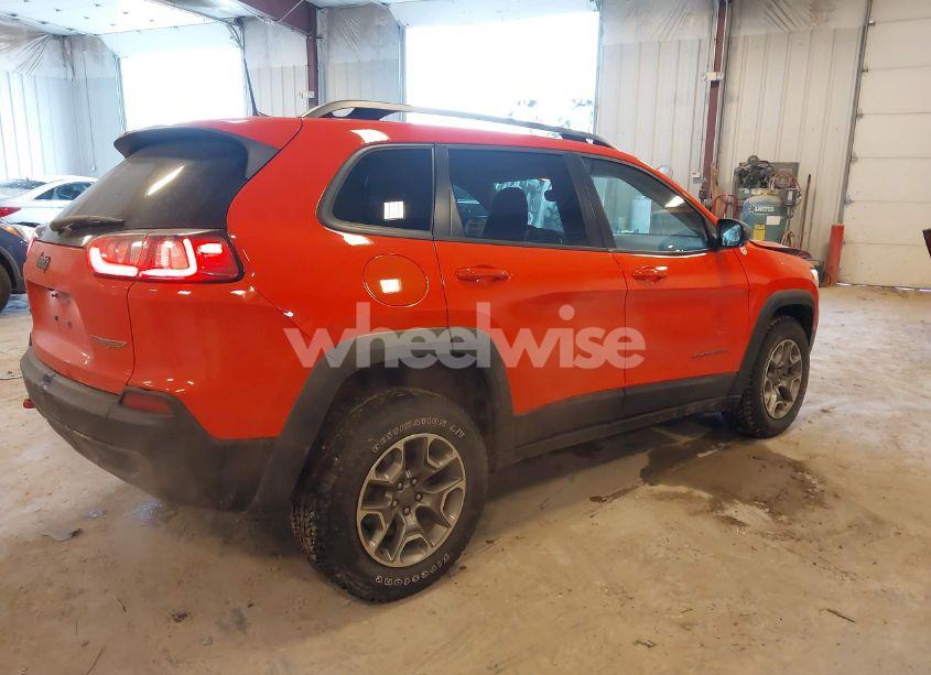 Photo 4 of 2021 Jeep Cherokee TRAILHAWK 4X4 (VIN 1C4PJMBX2MD236855)