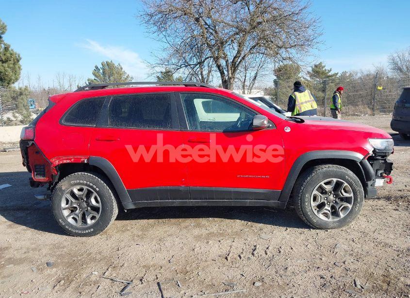 Photo 13 of 2019 Jeep Cherokee TRAILHAWK 4X4 (VIN 1C4PJMBX3KD217437)
