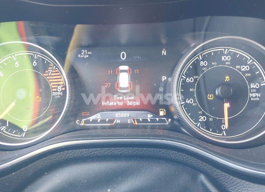 Photo 7 of 2019 Jeep Cherokee TRAILHAWK 4X4 (VIN 1C4PJMBX3KD217437)