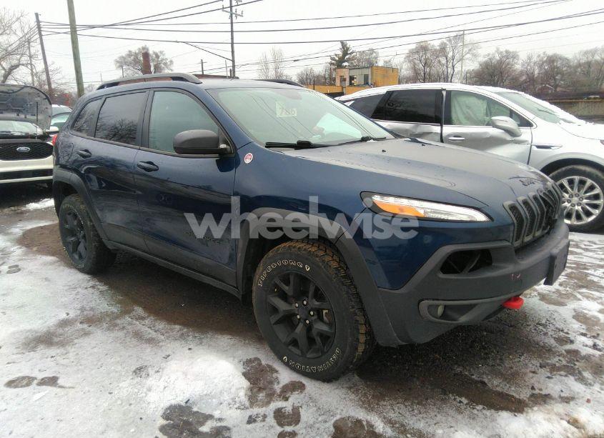 2018 Jeep Cherokee TRAILHAWK (VIN 1C4PJMBX4JD533301) main photo