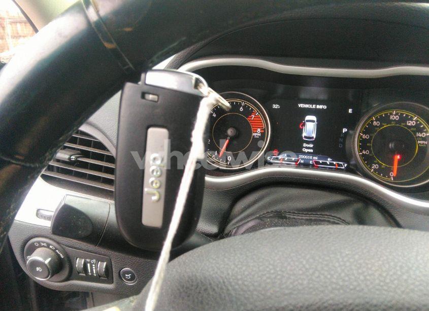 Photo 11 of 2018 Jeep Cherokee TRAILHAWK (VIN 1C4PJMBX4JD533301)