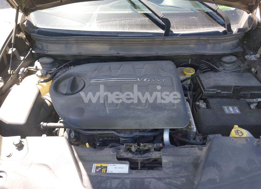 Photo 10 of 2018 Jeep Cherokee TRAILHAWK 4X4 (VIN 1C4PJMBX4JD550633)