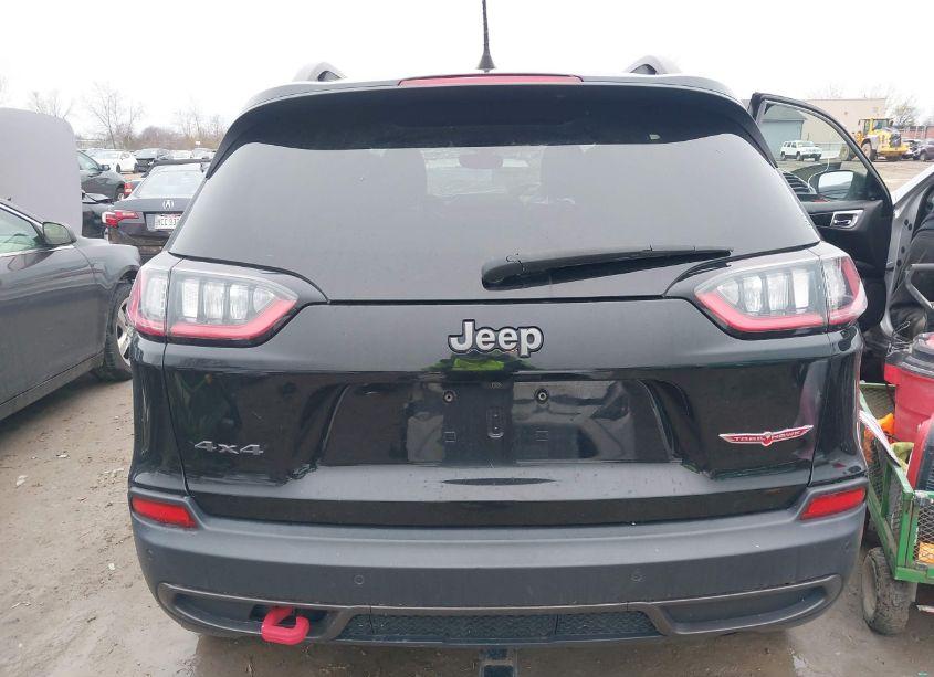 Photo 16 of 2019 Jeep Cherokee TRAILHAWK 4X4 (VIN 1C4PJMBX4KD199661)