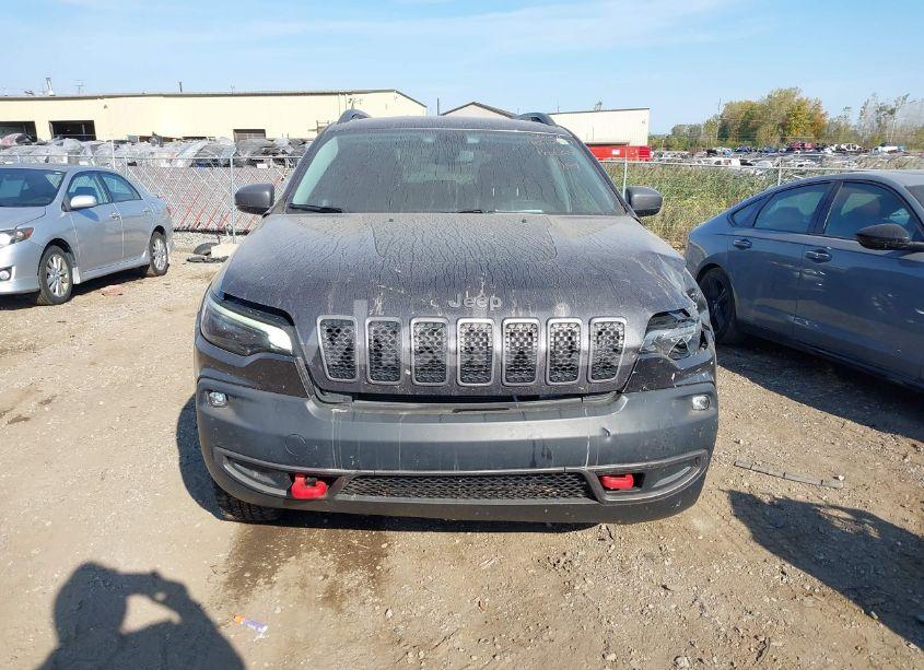 Photo 12 of 2019 Jeep Cherokee TRAILHAWK 4X4 (VIN 1C4PJMBX4KD393848)