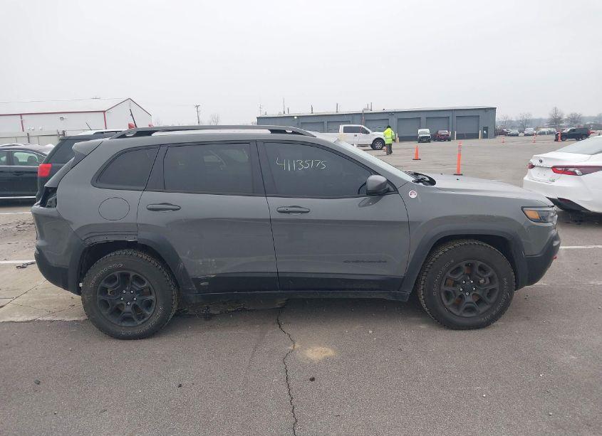 Photo 14 of 2019 Jeep Cherokee TRAILHAWK ELITE 4X4 (VIN 1C4PJMBX4KD407327)