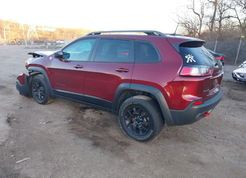 Photo 3 of 2020 Jeep Cherokee TRAILHAWK 4X4 (VIN 1C4PJMBX4LD582839)