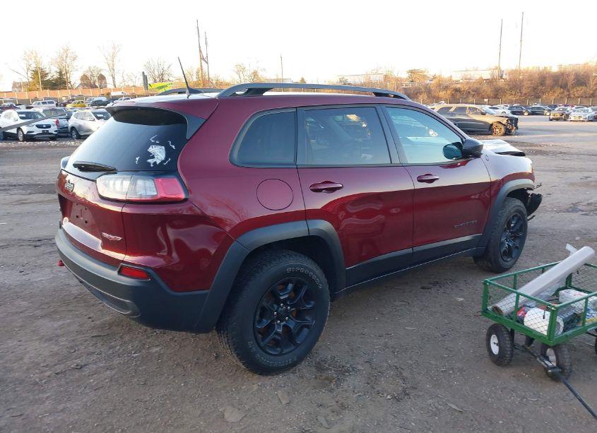 Photo 4 of 2020 Jeep Cherokee TRAILHAWK 4X4 (VIN 1C4PJMBX4LD582839)