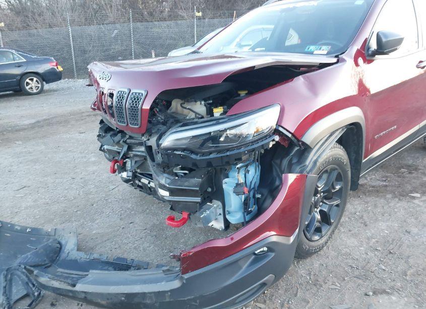 Photo 6 of 2020 Jeep Cherokee TRAILHAWK 4X4 (VIN 1C4PJMBX4LD582839)