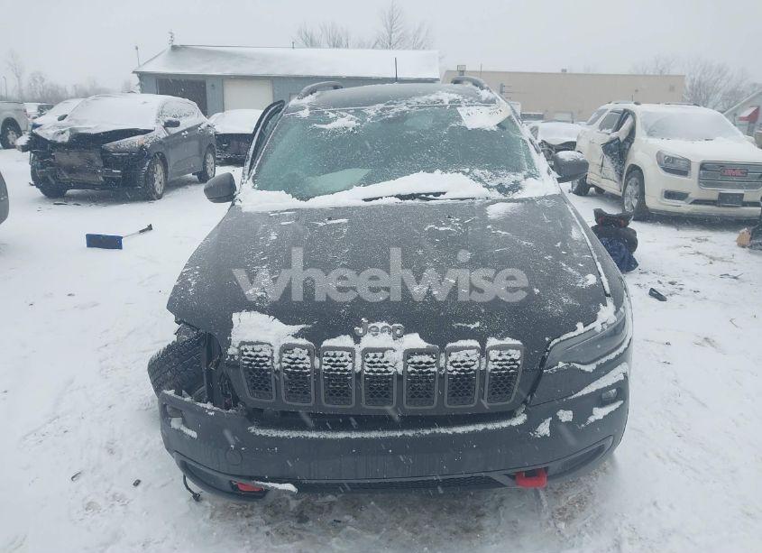 Photo 11 of 2020 Jeep Cherokee TRAILHAWK 4X4 (VIN 1C4PJMBX4LD640688)