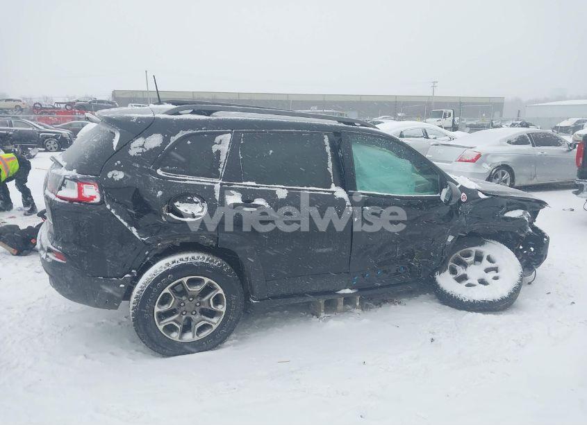 Photo 12 of 2020 Jeep Cherokee TRAILHAWK 4X4 (VIN 1C4PJMBX4LD640688)