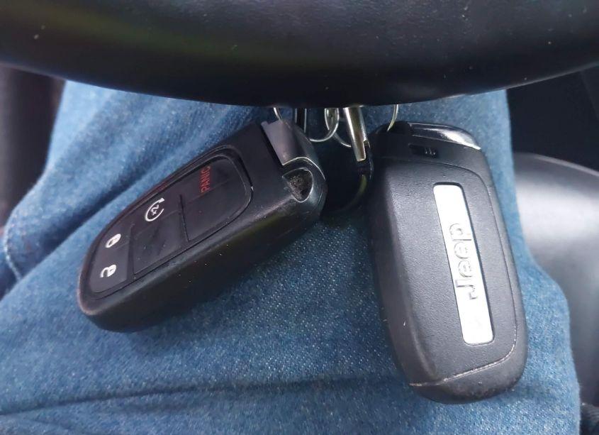 Photo 11 of 2021 Jeep Cherokee TRAILHAWK 4X4 (VIN 1C4PJMBX4MD129600)