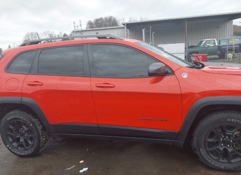 Photo 13 of 2021 Jeep Cherokee TRAILHAWK 4X4 (VIN 1C4PJMBX4MD129600)