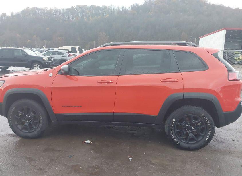 Photo 14 of 2021 Jeep Cherokee TRAILHAWK 4X4 (VIN 1C4PJMBX4MD129600)