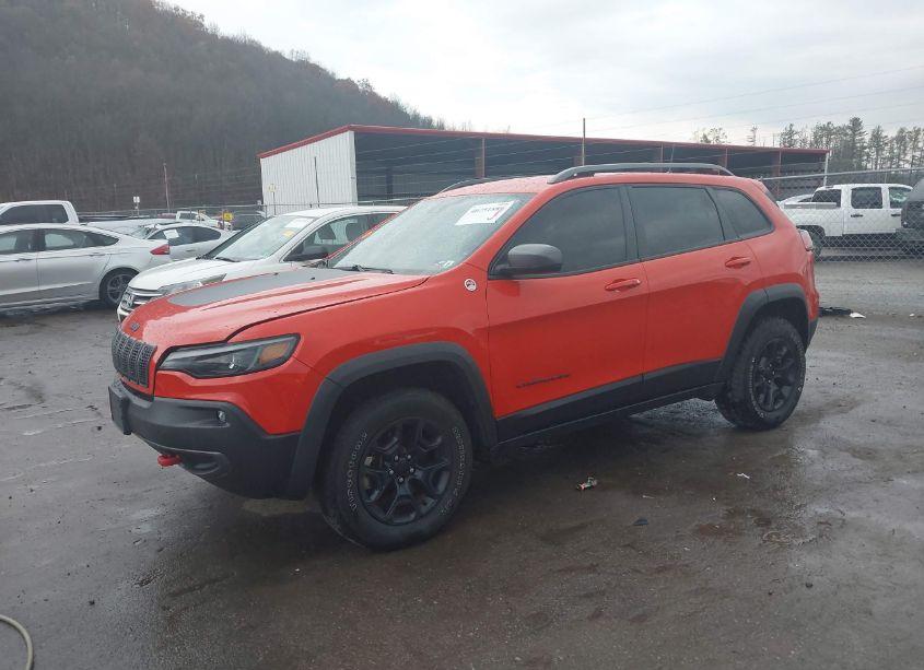 Photo 2 of 2021 Jeep Cherokee TRAILHAWK 4X4 (VIN 1C4PJMBX4MD129600)