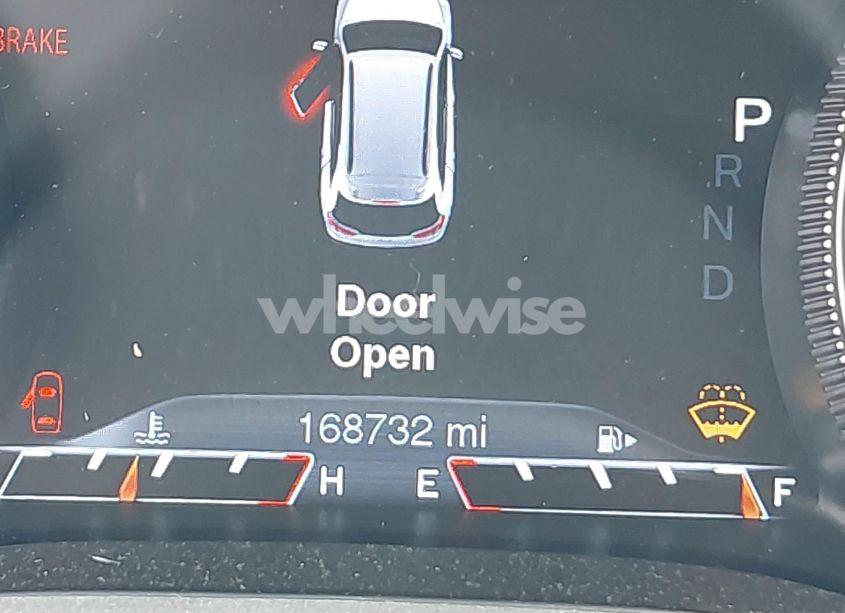 Photo 15 of 2018 Jeep Cherokee TRAILHAWK 4X4 (VIN 1C4PJMBX5JD506253)