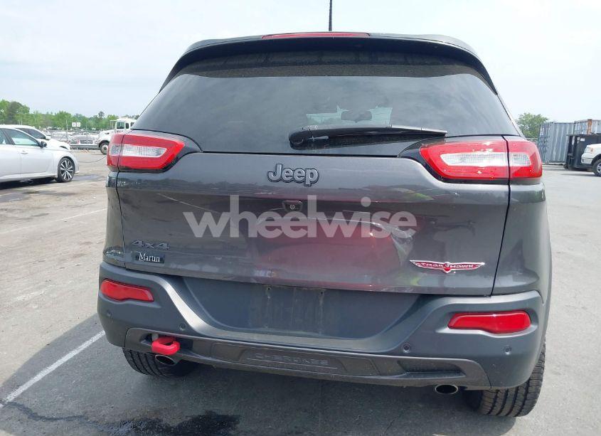 Photo 16 of 2018 Jeep Cherokee TRAILHAWK 4X4 (VIN 1C4PJMBX5JD506253)