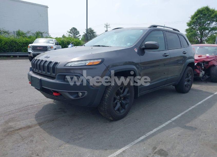 Photo 2 of 2018 Jeep Cherokee TRAILHAWK 4X4 (VIN 1C4PJMBX5JD506253)