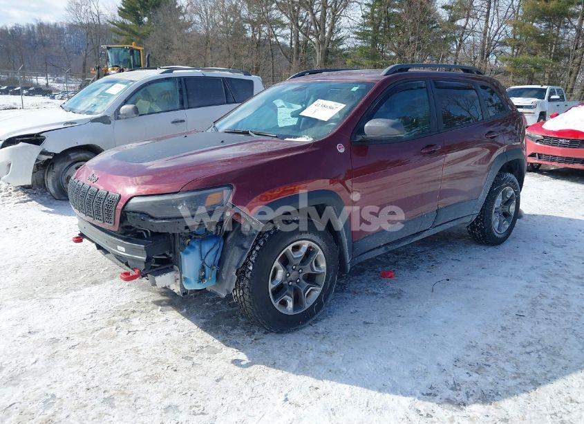 Photo 2 of 2019 Jeep Cherokee TRAILHAWK 4X4 (VIN 1C4PJMBX5KD335425)