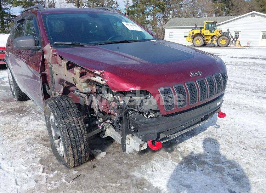 Photo 6 of 2019 Jeep Cherokee TRAILHAWK 4X4 (VIN 1C4PJMBX5KD335425)
