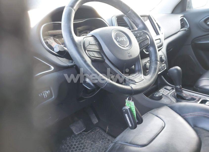 Photo 11 of 2019 Jeep Cherokee TRAILHAWK 4X4 (VIN 1C4PJMBX5KD422547)