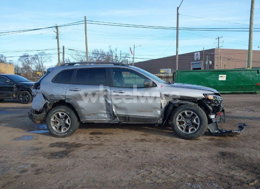 Photo 13 of 2019 Jeep Cherokee TRAILHAWK 4X4 (VIN 1C4PJMBX5KD422547)