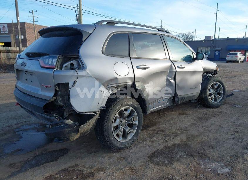 Photo 4 of 2019 Jeep Cherokee TRAILHAWK 4X4 (VIN 1C4PJMBX5KD422547)