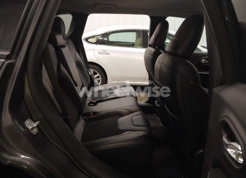 Photo 8 of 2020 Jeep Cherokee TRAILHAWK 4X4 (VIN 1C4PJMBX5LD527462)