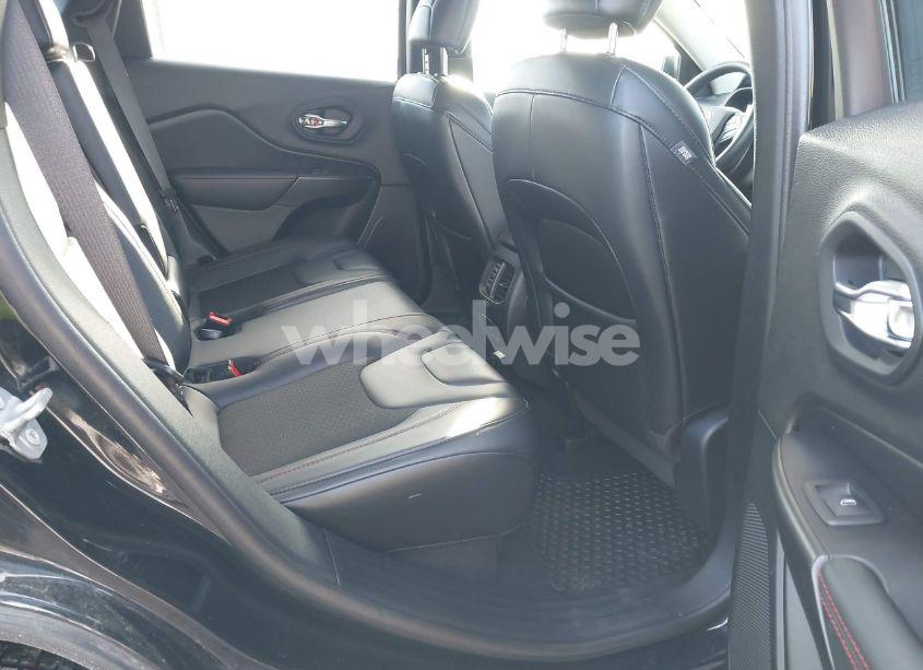 Photo 8 of 2020 Jeep Cherokee TRAILHAWK 4X4 (VIN 1C4PJMBX5LD532516)