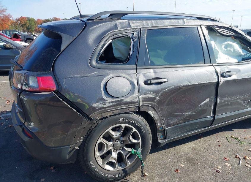 Photo 6 of 2021 Jeep Cherokee TRAILHAWK 4X4 (VIN 1C4PJMBX5MD236686)