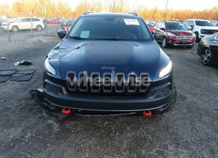 Photo 12 of 2018 Jeep Cherokee TRAILHAWK 4X4 (VIN 1C4PJMBX6JD563786)